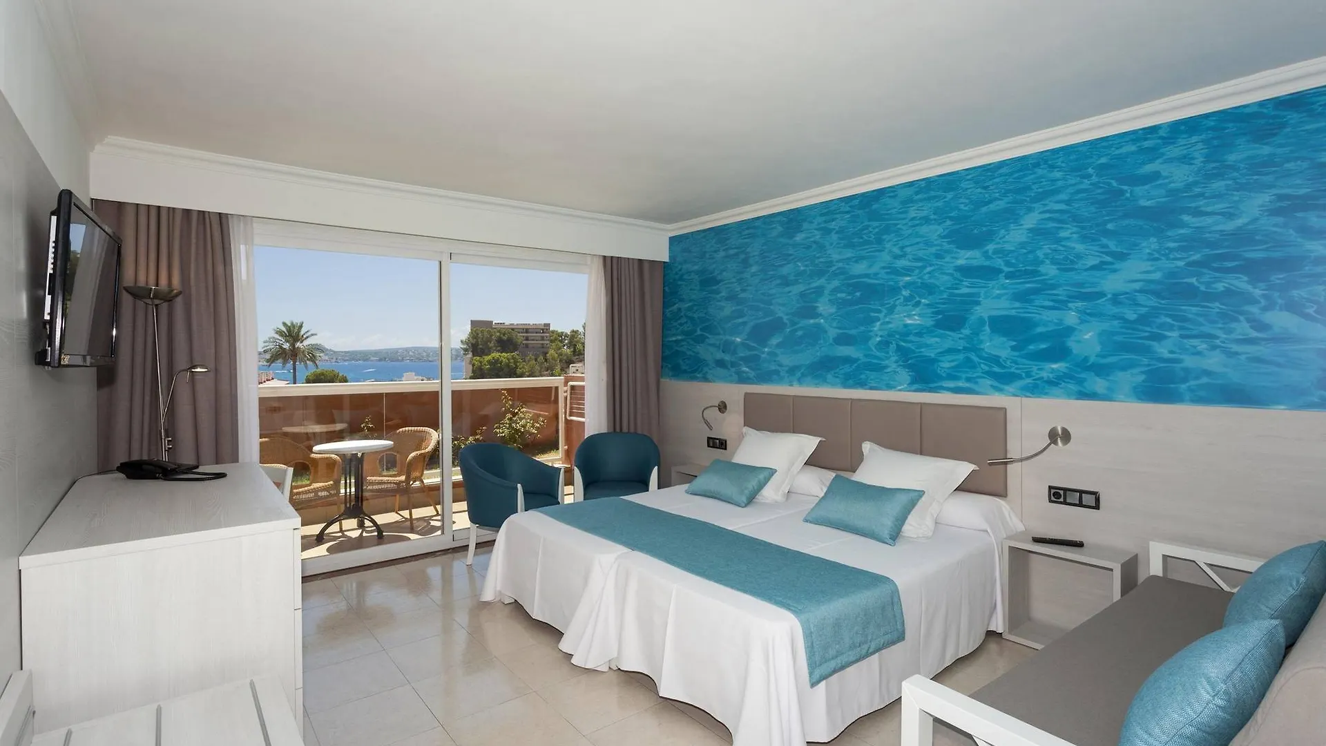 Aparthotel Y Hotel Paguera Beach Peguera 4*,