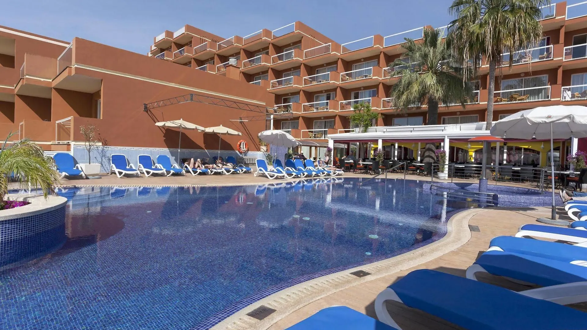 Aparthotel Y Hotel Paguera Beach Peguera
